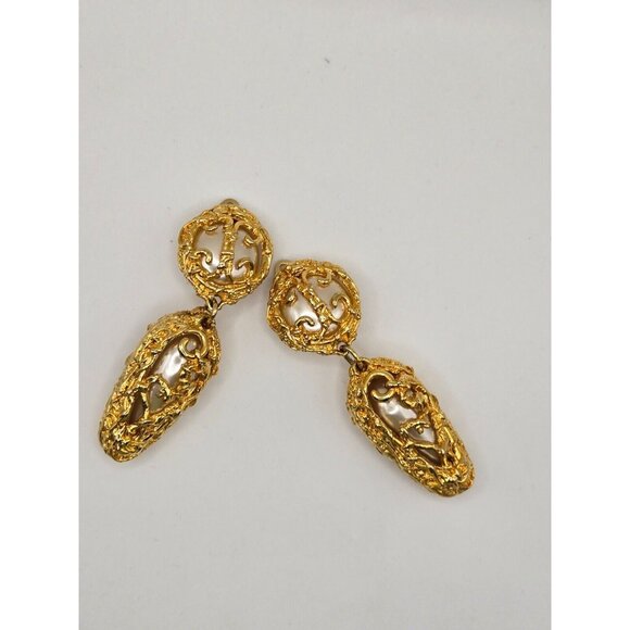 Vintage 1980s Ornate Gold and Faux Pearl Dangle Clip On Earrings 2.75" long - Picture 4 of 6